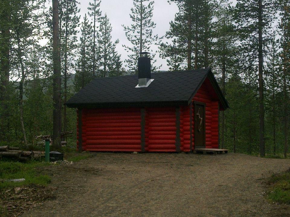 Готель Kyroen Loma Екстер'єр фото