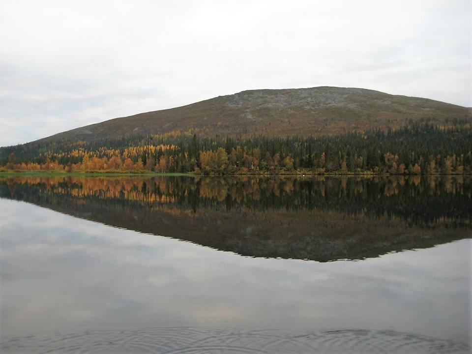 Готель Kyroen Loma Екстер'єр фото
