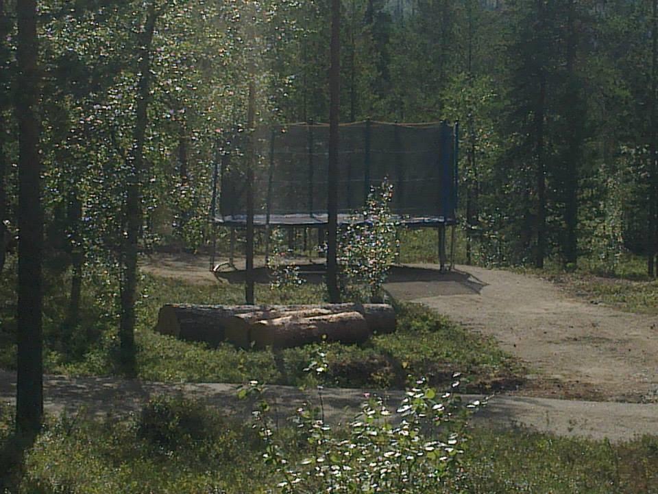 Готель Kyroen Loma Екстер'єр фото